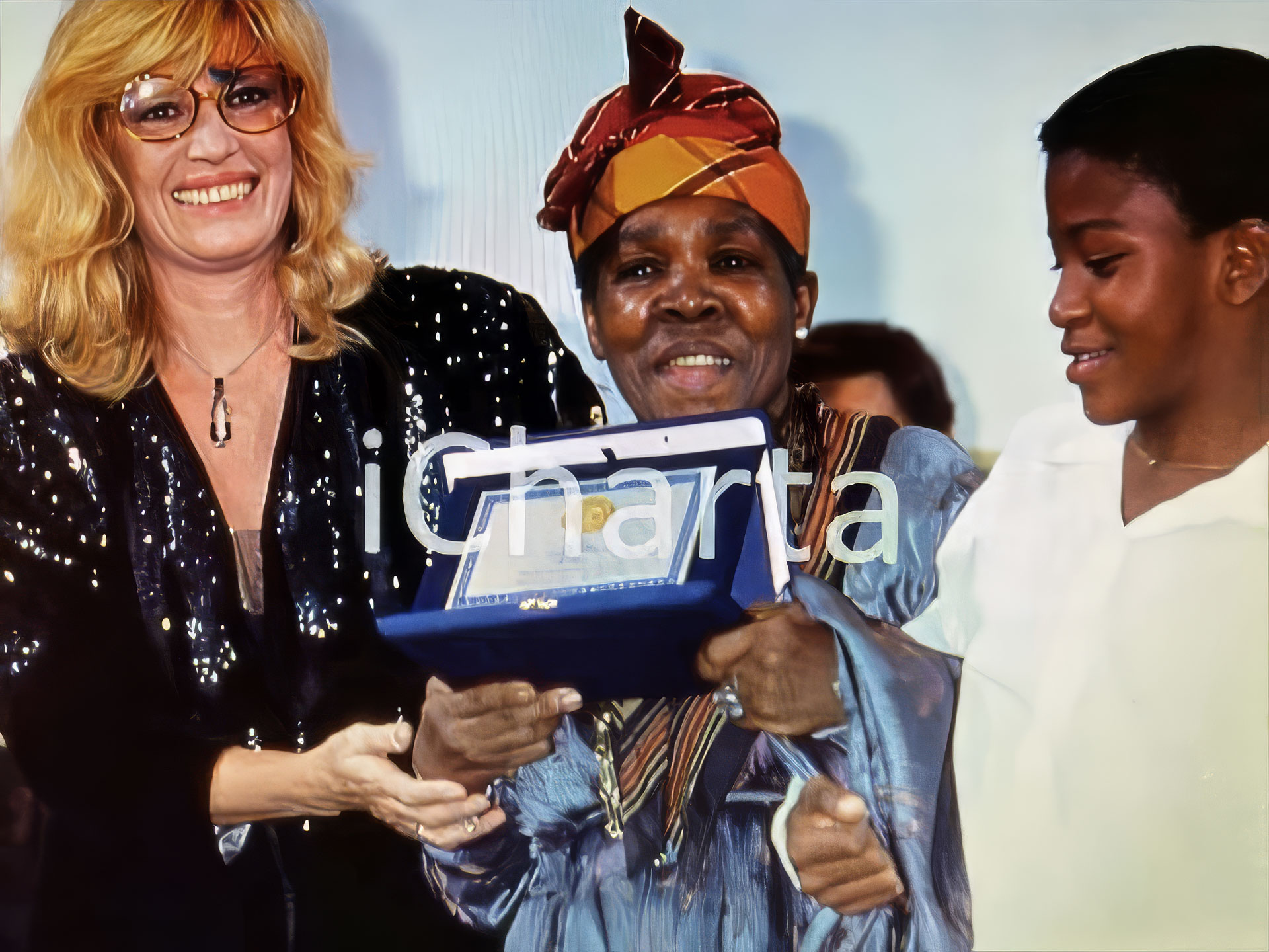 recevant le prix d'interprétation à Venise  