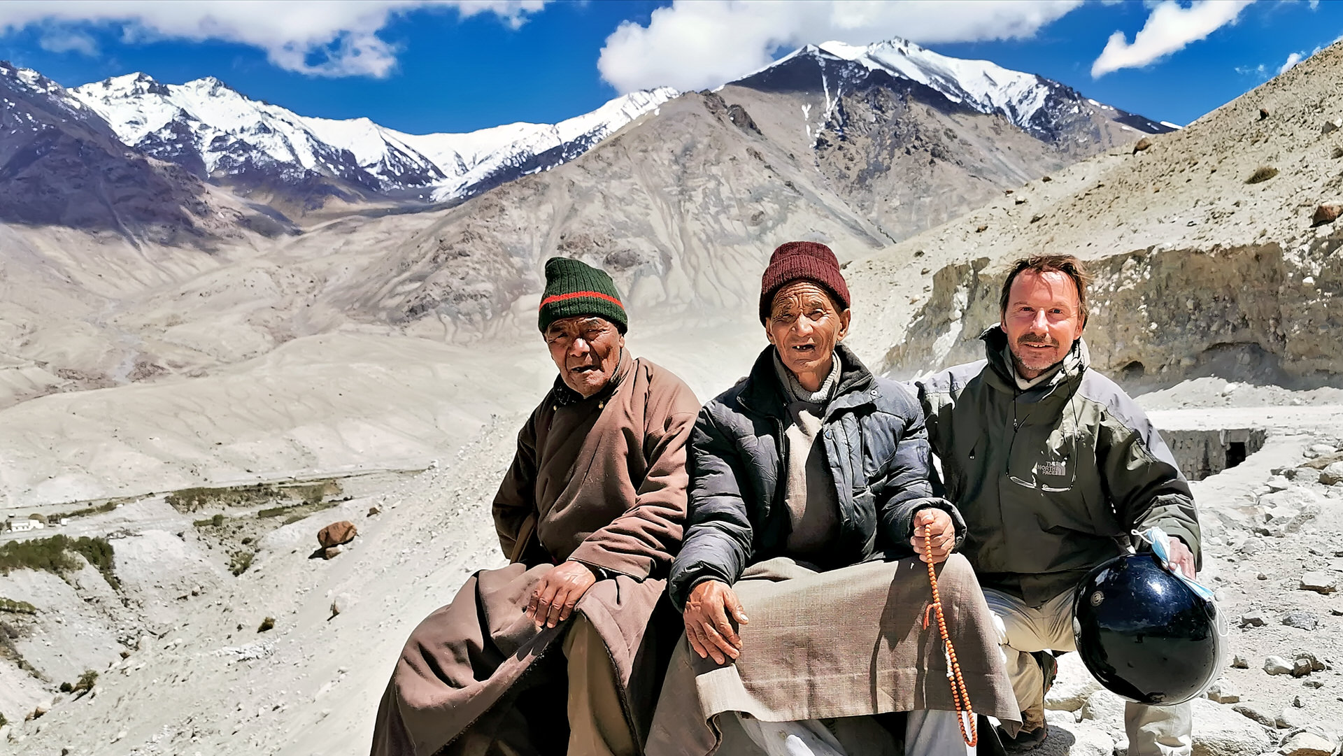 Inde - Ladakh - Près du col de Kardung La - altitude 5359 m  